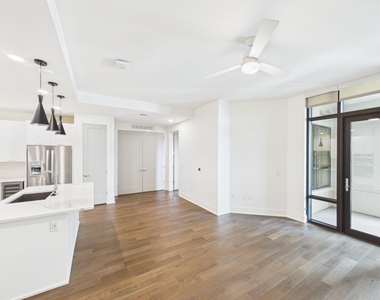 929 Westcott Street - Photo Thumbnail 2