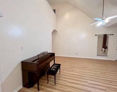 13310 Misty Mill Drive - Photo Thumbnail 11