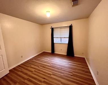 13310 Misty Mill Drive - Photo Thumbnail 28