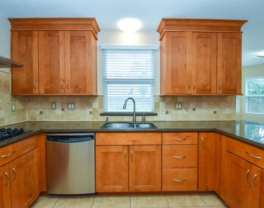 11914 Normont Drive - Photo Thumbnail 9