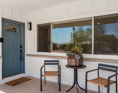 8302 E Windsor Avenue - Photo Thumbnail 1