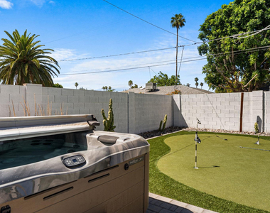 8302 E Windsor Avenue - Photo Thumbnail 30