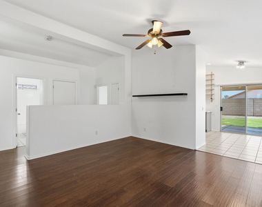 15033 W Ventura Street - Photo Thumbnail 12