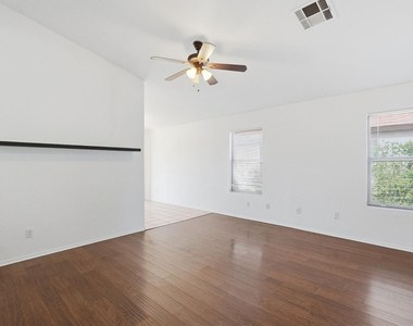 15033 W Ventura Street - Photo Thumbnail 6