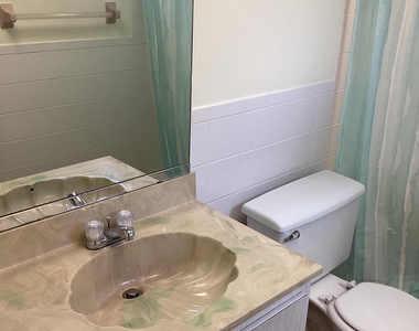 2106 Tarrytown Lane Ne - Photo Thumbnail 19