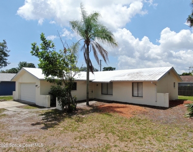2106 Tarrytown Lane Ne - Photo Thumbnail 16