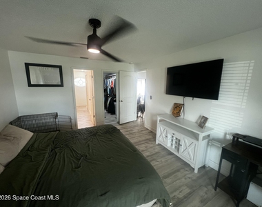 2300 Hickory Drive - Photo Thumbnail 8