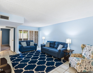 4950 N Miller Road - Photo Thumbnail 9