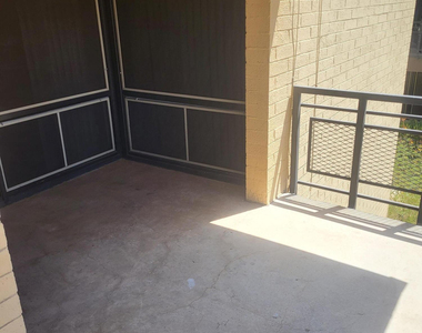 6501 N 17th Avenue - Photo Thumbnail 26