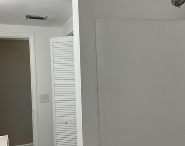 1460 S Atlantic Avenue - Photo Thumbnail 10