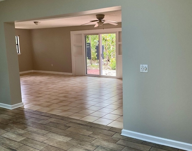 1460 S Atlantic Avenue - Photo Thumbnail 11