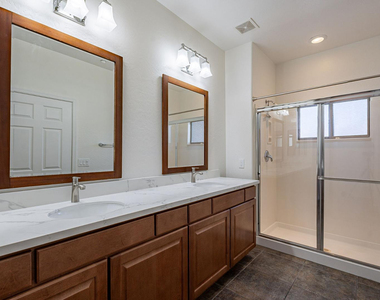 33550 N Dove Lakes Drive - Photo Thumbnail 23
