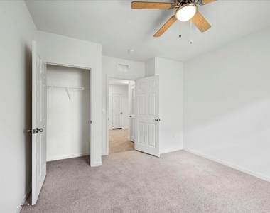 925 Dugan Circle Se - Photo Thumbnail 16