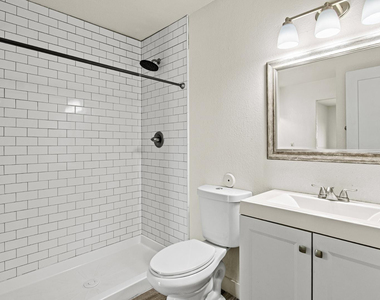 1717 E Union Hills Drive - Photo Thumbnail 24