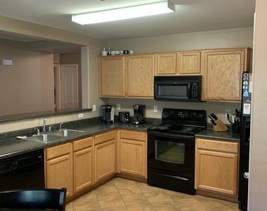 45023 W Miramar Road - Photo Thumbnail 5