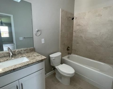 3930 Playa Del Sol Drive - Photo Thumbnail 11