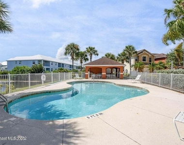 3930 Playa Del Sol Drive - Photo Thumbnail 20