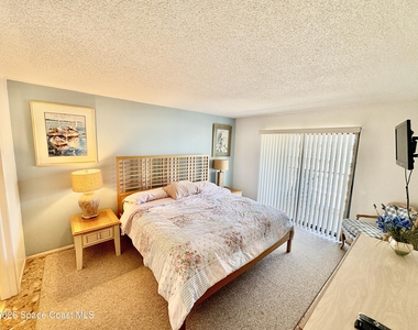 4100 Ocean Beach Boulevard - Photo Thumbnail 10