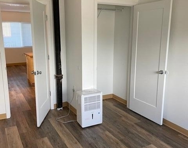 2421 Stone Street - Photo Thumbnail 19