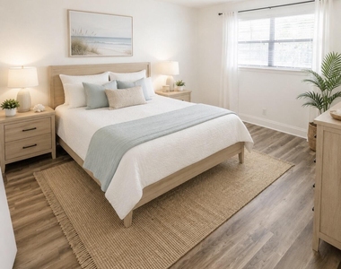 500 Palm Springs Boulevard - Photo Thumbnail 14