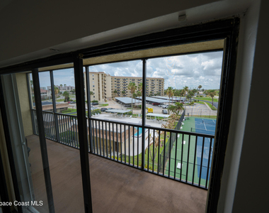 500 Palm Springs Boulevard - Photo Thumbnail 16