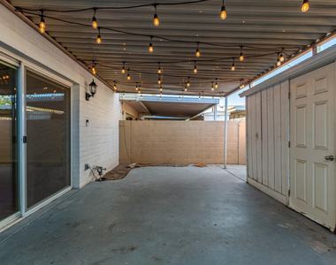 4508 N 15th Avenue - Photo Thumbnail 32
