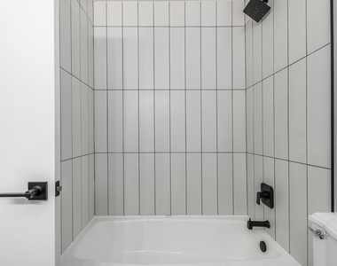 4508 N 15th Avenue - Photo Thumbnail 33