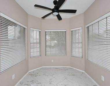 36950 W Mondragone Lane - Photo Thumbnail 4