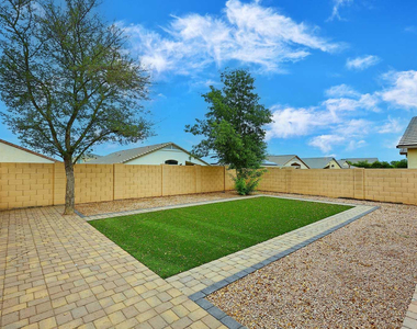 36950 W Mondragone Lane - Photo Thumbnail 2
