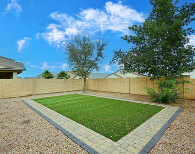 36950 W Mondragone Lane - Photo Thumbnail 3