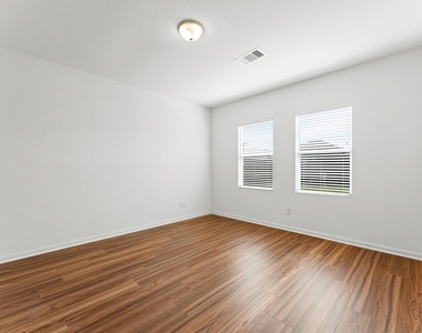 10132 Pappas Drive - Photo Thumbnail 16