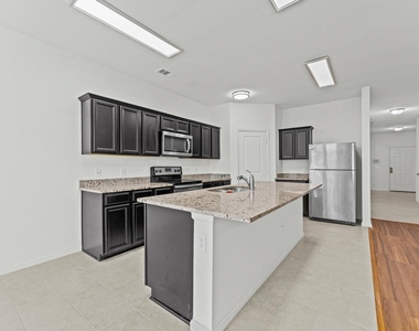 10132 Pappas Drive - Photo Thumbnail 7