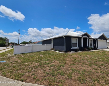 4855 Balfern Street - Photo Thumbnail 25