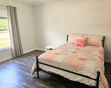 4855 Balfern Street - Photo Thumbnail 26
