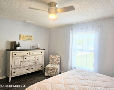 4855 Balfern Street - Photo Thumbnail 11
