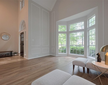 66 Marquise Oaks Place - Photo Thumbnail 6