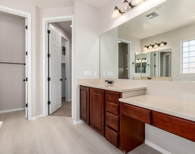 4296 N 154th - Photo Thumbnail 16