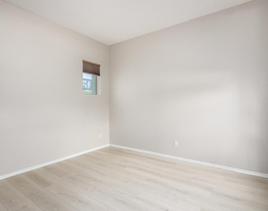 4296 N 154th - Photo Thumbnail 25