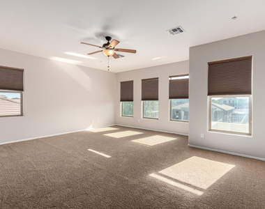 4296 N 154th - Photo Thumbnail 12