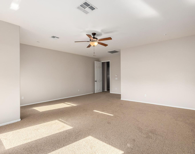 4296 N 154th - Photo Thumbnail 14