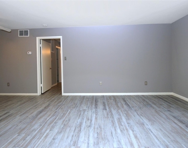 2626 Holly Hall Street - Photo Thumbnail 4