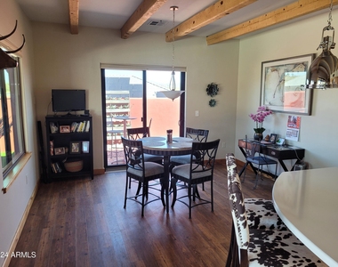 640 N Atchison Circle - Photo Thumbnail 2