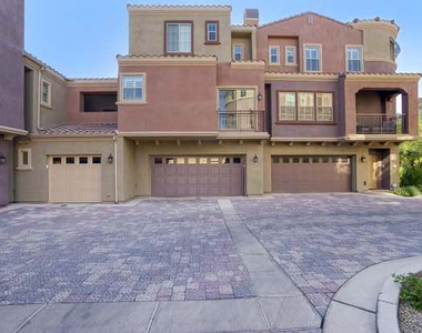 3935 E Rough Rider Road - Photo Thumbnail 21