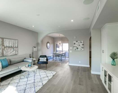 3935 E Rough Rider Road - Photo Thumbnail 3