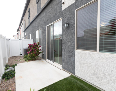2950 N 38th Street - Photo Thumbnail 17