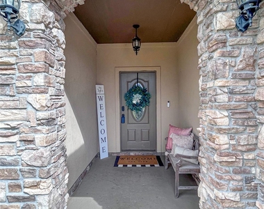 626 Sunset Trail - Photo Thumbnail 7