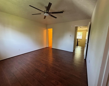 5614 Country Green Street - Photo Thumbnail 19