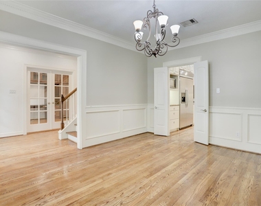 6341 Mercer Street - Photo Thumbnail 2