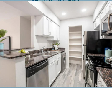 1500 E Broadway Road - Photo Thumbnail 2