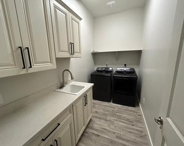 23175 W Skinner Road - Photo Thumbnail 16